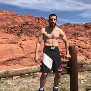 Meet your Posher, Oren